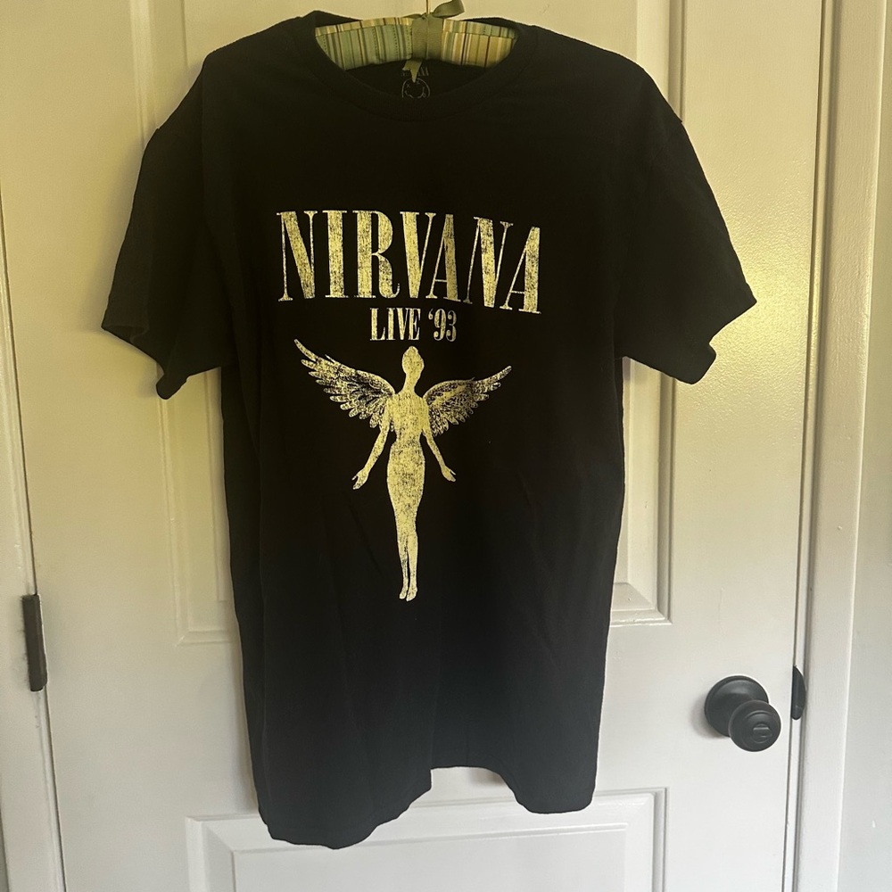 Nirvana Concert Tee In Utero ’93 Concert Tour Dates Black Women’s Size Medium